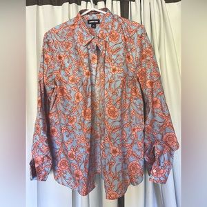 Lands End 100% Supima Cotton Button down dress shirt. No iron. Barely worn